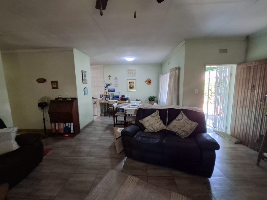 4 Bedroom Property for Sale in Rustenburg Central North West